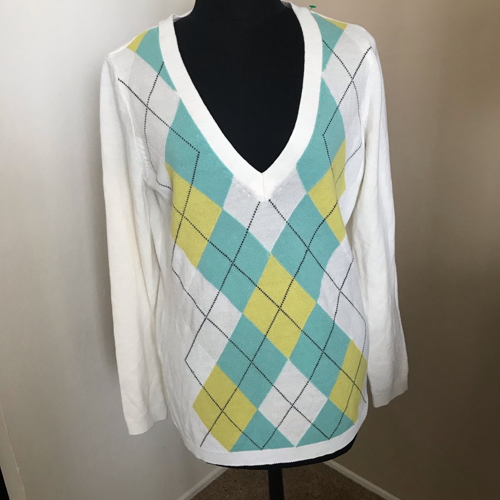 - New York & Co Argyle Diamond patterned V Neck Pullover Sweater size M